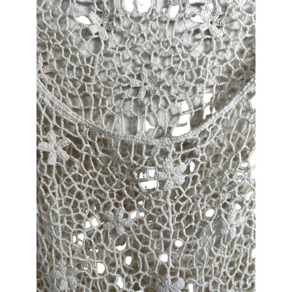 Fever Round Neck Crocheted High Low Hem Cover Up Blouse.  Beige.  Size Medium - Picture 5 of 11